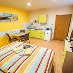 Lux Living Budic Near Terme Catez Appartamento