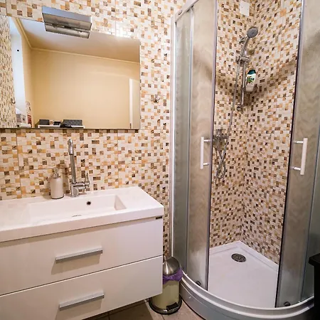 Apartamento Lux Living Budic Near Terme Catez