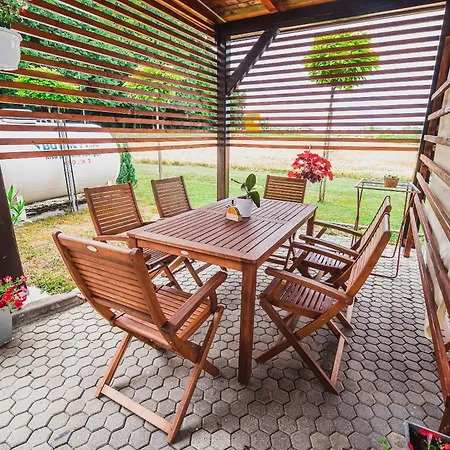 Lux Living Budic Near Terme Catez Apartamento Brežice